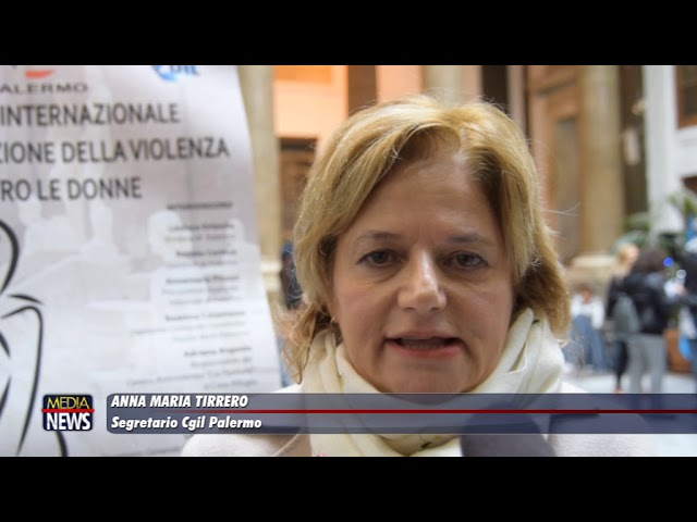 Palazzo delle Aquile: 15 sagome per denunciare i femminicidi