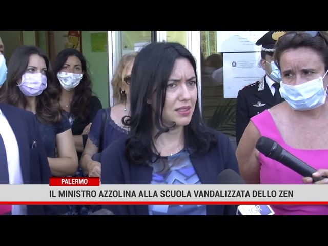 Palermo. Il ministro Azzolina alla scuola vandalizzata dello Zen