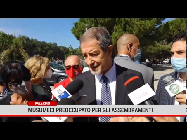 Aumento casi covid in Sicilia. Musumeci, preoccupato per il perdurare degli assembramenti