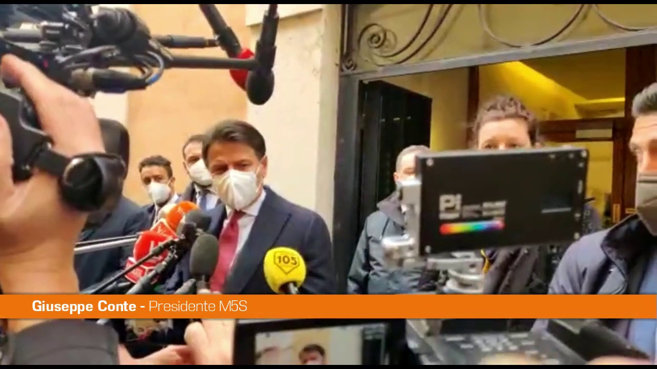 Conte "Diciamo sì a Draghi, ma al Governo"