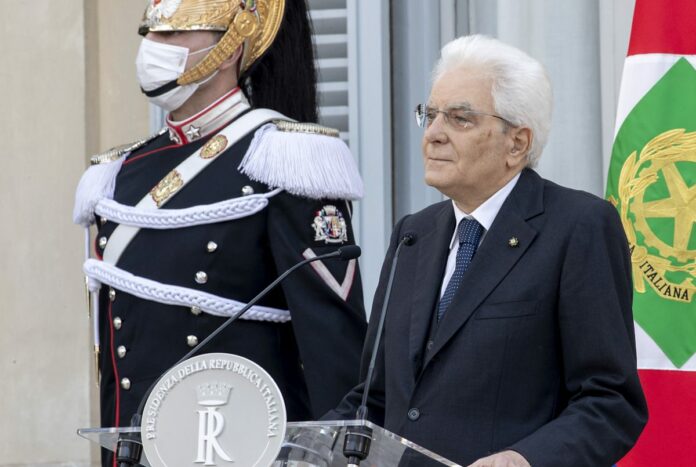 Mattarella ringrazia italiani “Preziosa sollecitazione per l’impegno”
