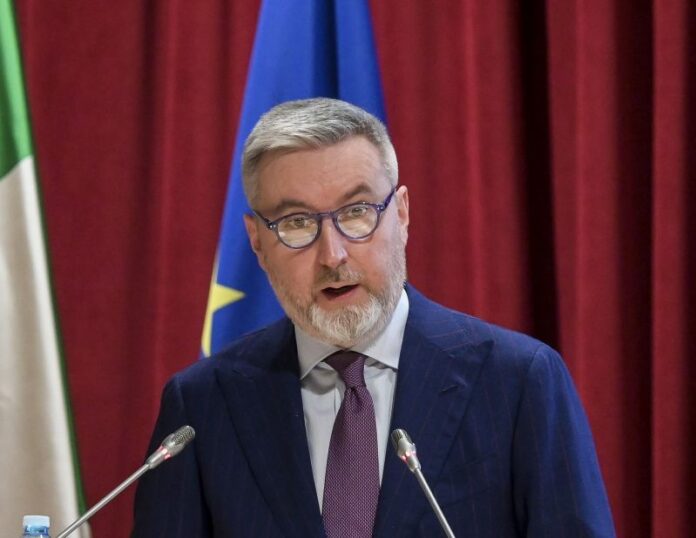 Ucraina, Guerini “La Russia faccia un passo indietro”