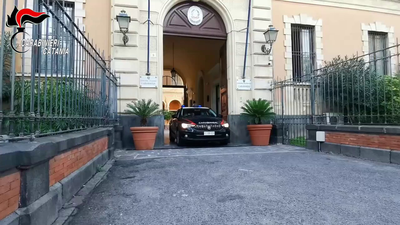 Mafia, sequestrato a Catania arsenale ad affiliati gruppo "Nizza"