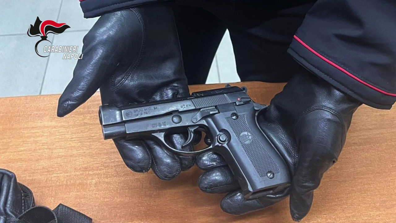 Rapina donna in gravidanza nel napoletano, bloccato dai passanti