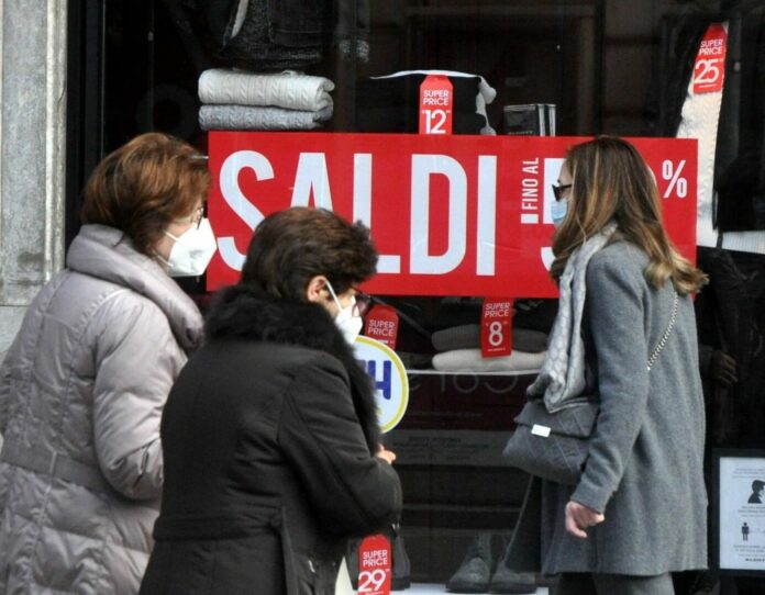 In Sicilia al via dal 2 gennaio i saldi invernali
