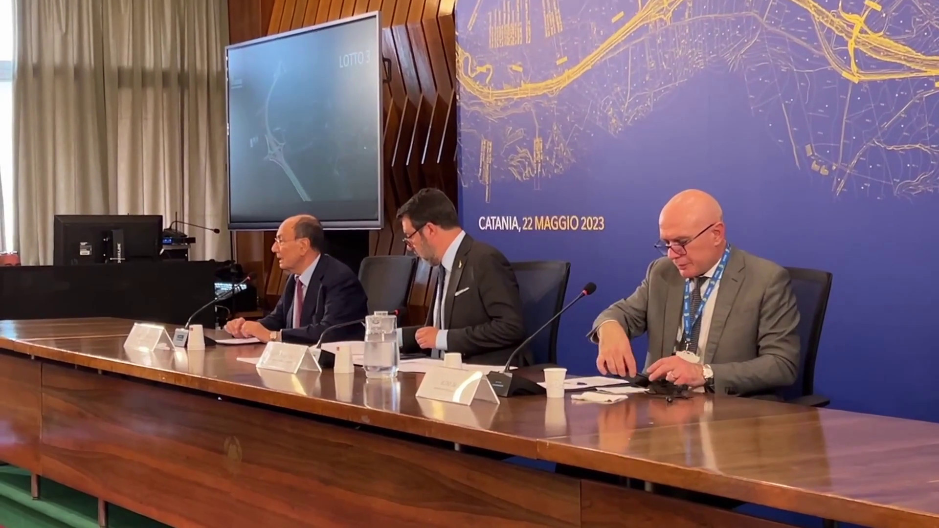 Caro-voli, Schifani "Stiamo lavorando per maggiore concorrenza"