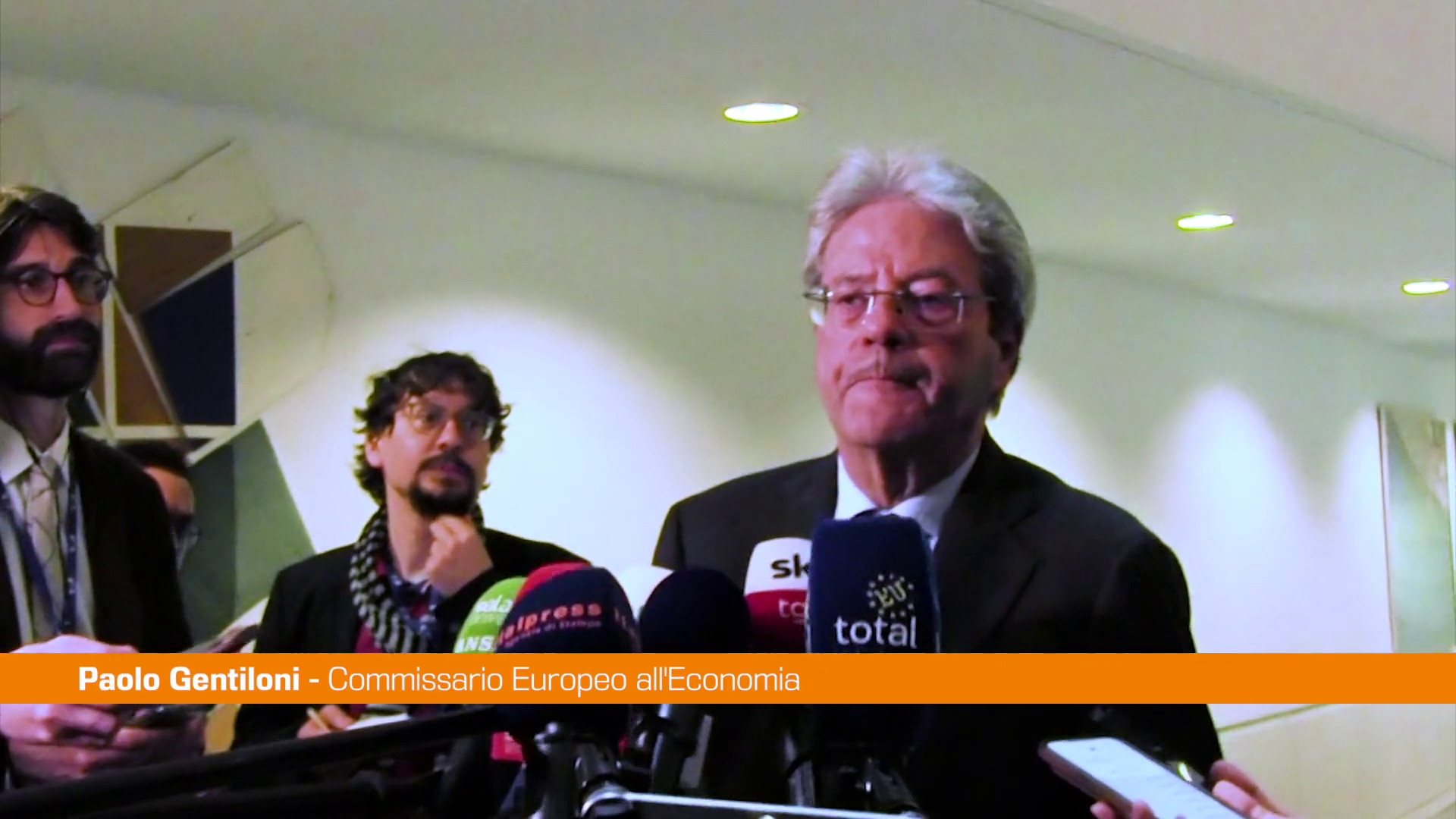 Gentiloni "Aumento tassi non un problema nell'immediato per l'Italia"