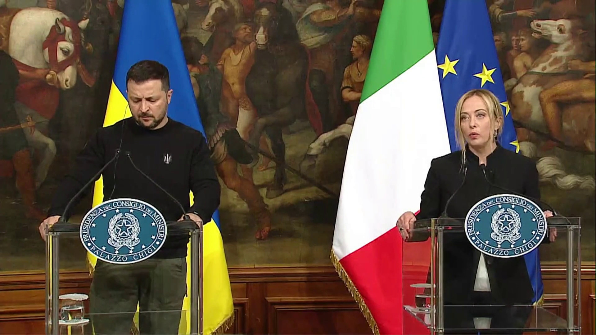 Meloni a Zelensky "Dall'Italia sostegno a 360 gradi"