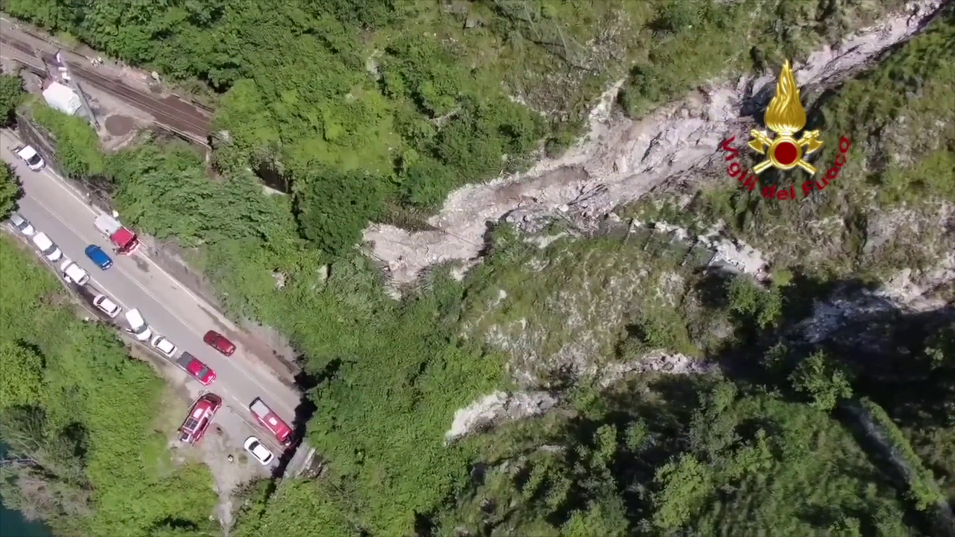 Treno merci svia nel varesotto, l'intervento dei Vigili del Fuoco