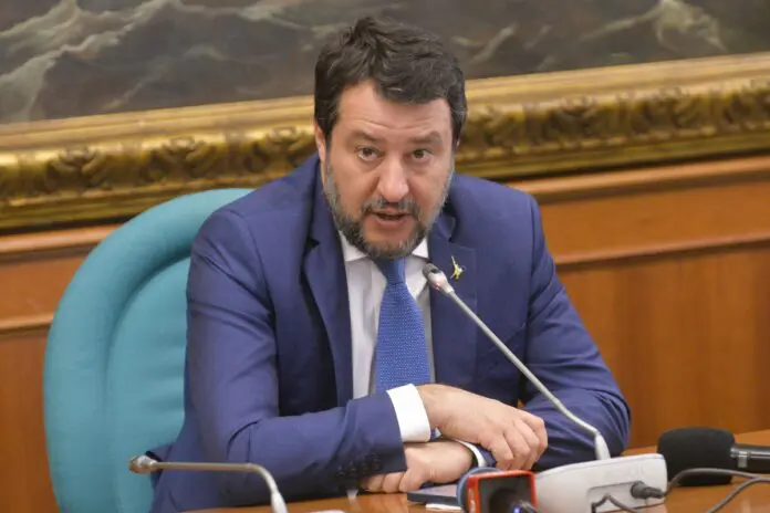 Salvini “Valutare una sanatoria per le piccole irregolarità edilizie”