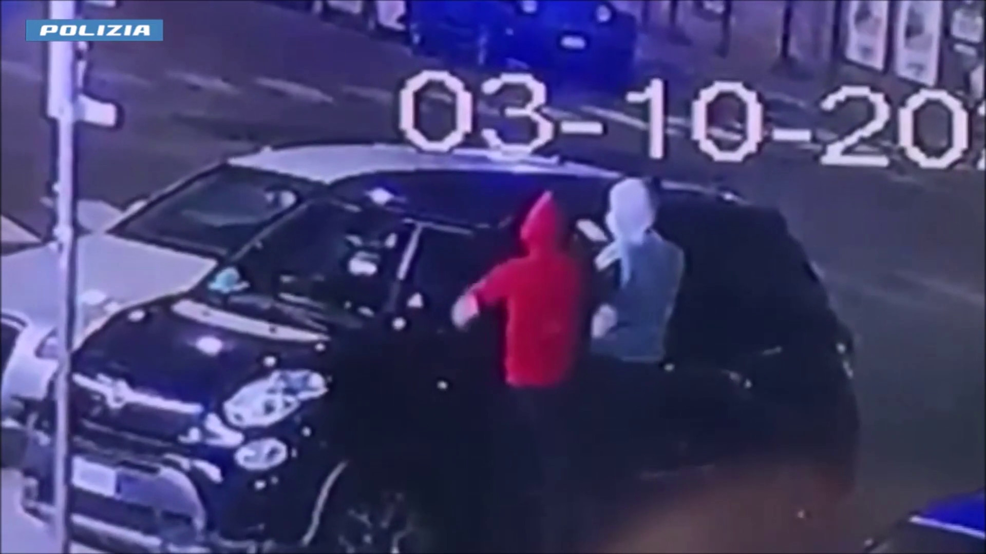 Riciclaggio di vetture rubate ed estorsioni, 20 indagati a Palermo