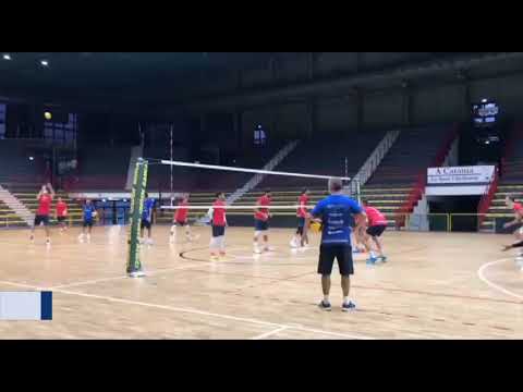 Acicastello. Volley