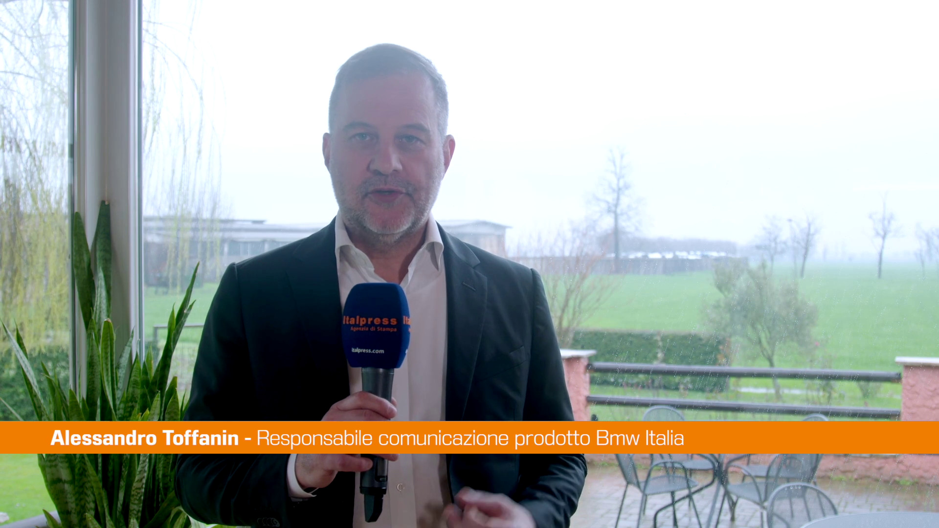 Toffanin "Nuova BMW X2, un coupé che strizza l'occhio all'off-road"