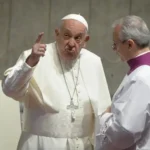 Papa “Democratica è quella società in cui c’è davvero posto per tutti”