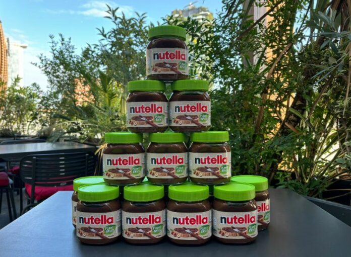Ferrero lancia Nutella Plant-Based con ingredienti di origine vegetale