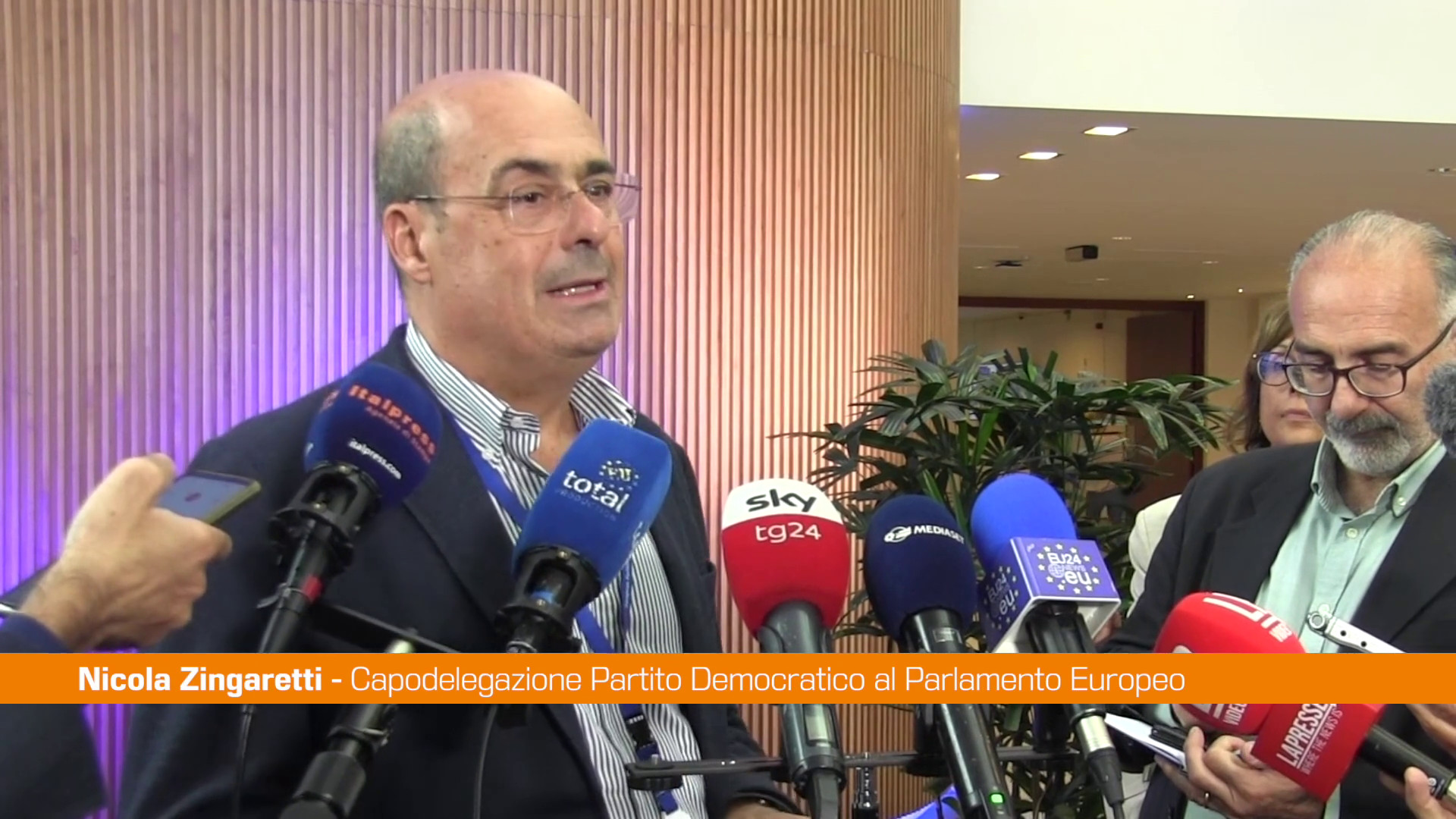 Ue, Zingaretti "Rapporto Draghi una frustata alla politica"