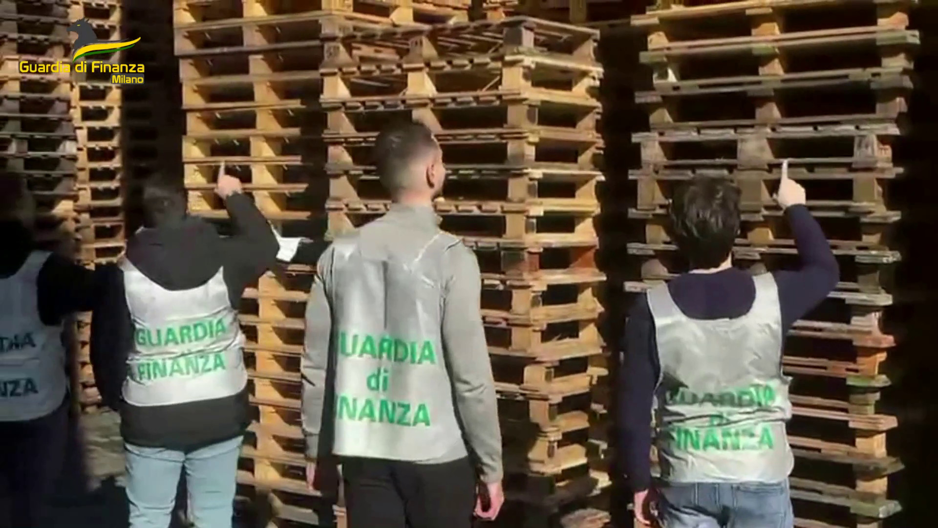 Milano, sequestrati 3