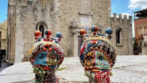 Taormina (foto FB New art Taormina) - mediaoneonline.it