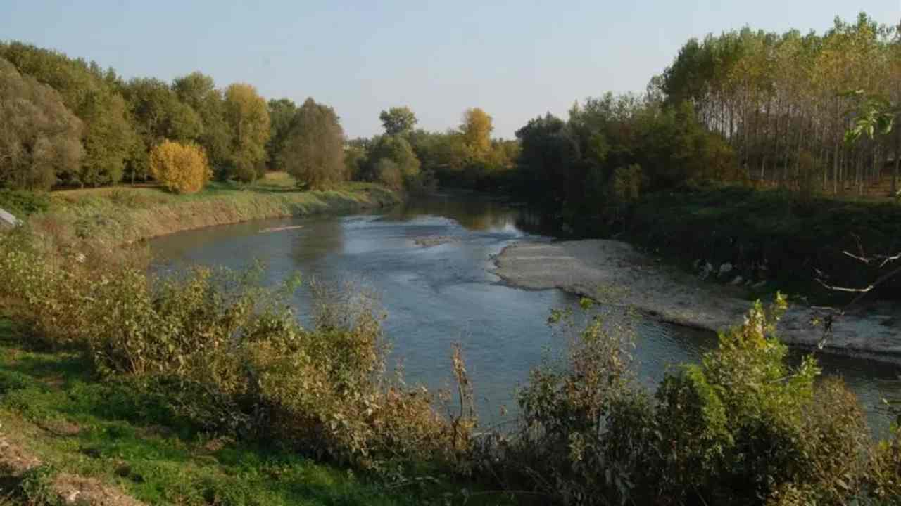 Tragedia ad Alzano Lombardo: cadavere di una trentenne scoperto nel fiume Serio
