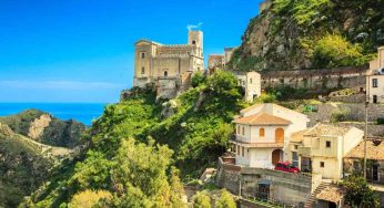 È conosciuto come “Il borgo delle sette facce” ed è tra i più affascianti del nostro Paese: si trova in provincia di Messina