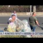 Fiumefreddo. Raccolti numerosi rifiuti a Marina di Cottone