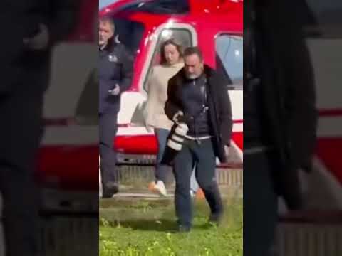 Giorgia Meloni arriva in elicottero a Niscemi. In corso un incontro al Comune.