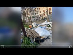Messina: rifiuti e degrado al parco Magnolia