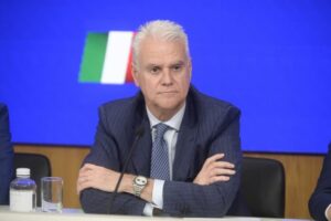 Zangrillo “Contro poliziotto è stato tentato omicidio, è deriva terroristica”