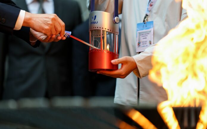 Accesa a Torino la fiamma per le Universiadi invernali di Changchun 2027