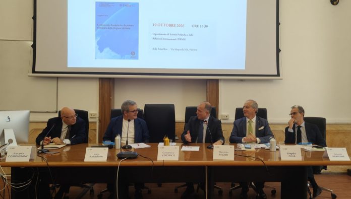 Autonomia finanziaria e potestà tributaria della Sicilia in un libro di Angelo Cuva / Video