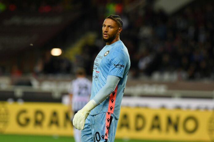 Poche emozioni e pari fra Parma e Udinese, Okoye para un rigore