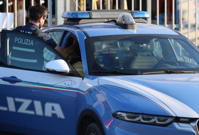 Tenta rapina in una gioielleria, 25enne arrestato a Gela